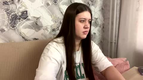 Snapshot of aletta_oushen chatting on March 2025 11:08:02 AM Aletta Oushen online show from March 2025 11:08:02 AM