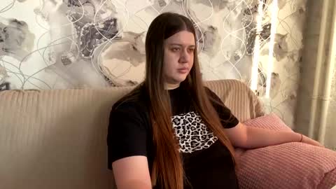 Snapshot of aletta_oushen chatting on March 2025 11:42:02 AM Aletta Oushen online show from March 2025 11:42:02 AM