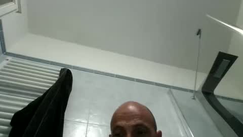 alex120475 online show from April 2026 03:58:02 PM