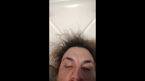 Snapshot of alex2929834451284 chatting on April 2026 05:19:01 AM alex2929834451284 online show from April 2026 05:19:01 AM