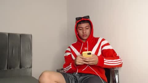 Owen online show from October 2025 01:37:02 AM