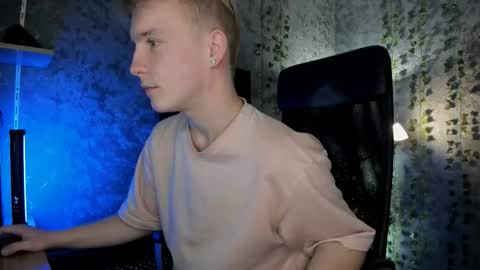 your Alex online show from September 2025 06:52:02 AM