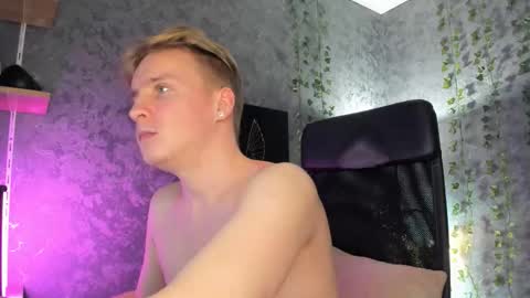 Snapshot of alex__sweet chatting on November 2025 07:07:02 PM your Alex online show from November 2025 07:07:02 PM