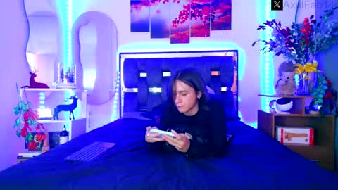 sneider online show from December 2024 07:11:01 PM