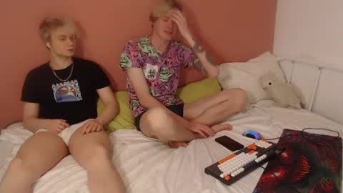 Alex  miller  and Oliver sweet  online show from May 2026 01:14:01 AM