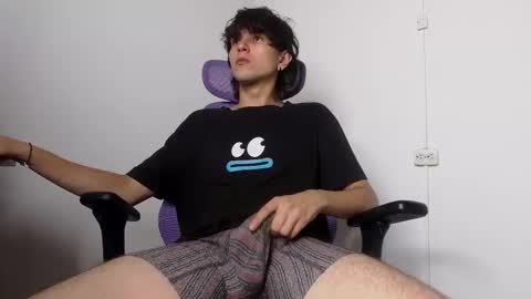 alex_connorr online show from February 2026 11:32:01 PM