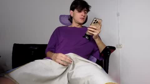 alex_connorr online show from August 2026 12:02:01 AM