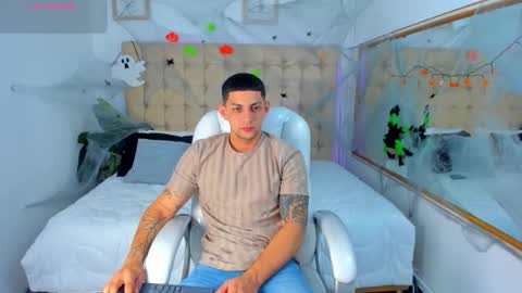 alex online show from October 2025 11:41:02 AM