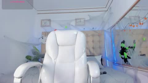 alex online show from October 2025 11:36:01 AM