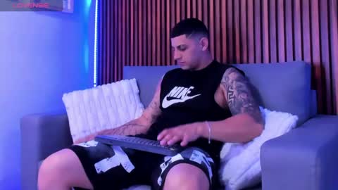 alex online show from April 2026 11:38:01 AM