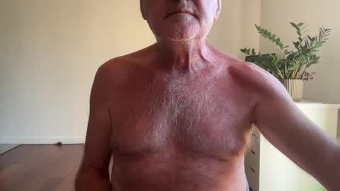 Snapshot of alex_fetishplayer chatting on July 2026 07:04:01 AM Alex online show from July 2026 07:04:01 AM