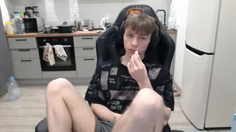 Alex online show from February 2025 06:43:02 PM