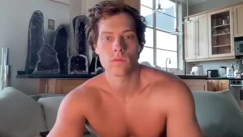 Snapshot of alex_islive chatting on August 2026 06:39:01 PM Alex Stone online show from August 2026 06:39:01 PM