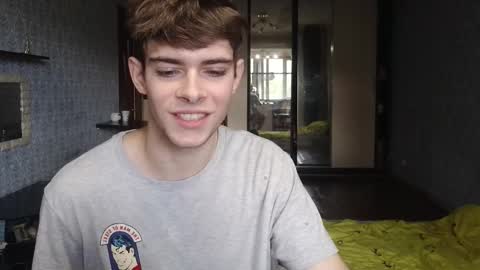 Snapshot of alex_man_01 chatting on October 2025 01:22:01 PM Alex online show from October 2025 01:22:01 PM