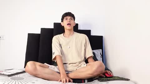 alex_mark_ online show from October 2025 01:40:02 PM