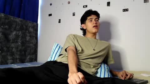 alex_mark_ online show from April 2026 05:04:02 PM