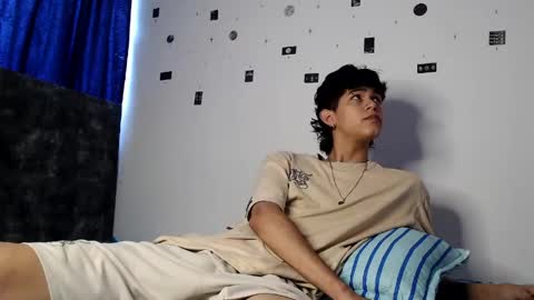 alex_mark_ online show from May 2026 06:13:02 PM