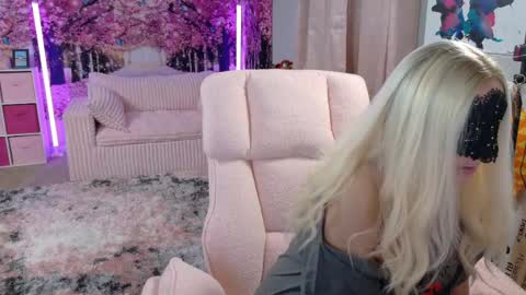 Alex online show from April 2026 01:52:02 AM