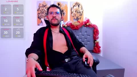 Snapshot of alex_oconner69 chatting on December 2024 08:39:02 PM ALEX online show from December 2024 08:39:02 PM