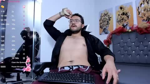 Snapshot of alex_oconner69 chatting on December 2024 11:48:01 PM ALEX online show from December 2024 11:48:01 PM