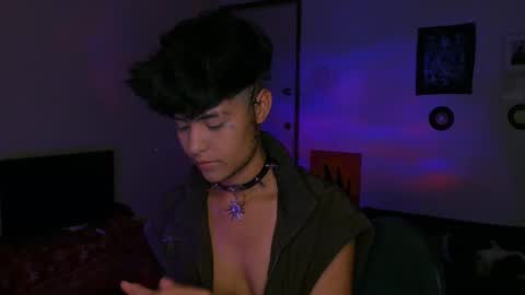 Alex online show from December 2025 04:08:01 AM