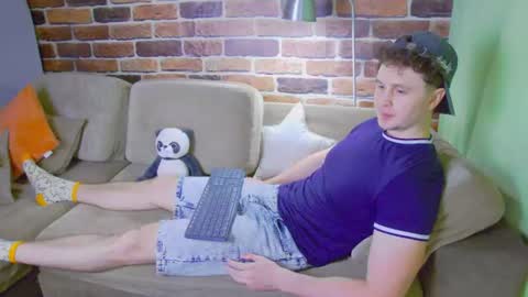 Alex online show from June 2026 12:51:02 PM