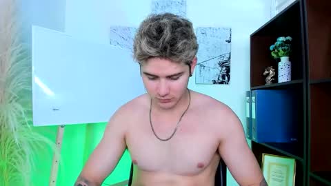 Alex  online show from April 2026 07:56:02 PM