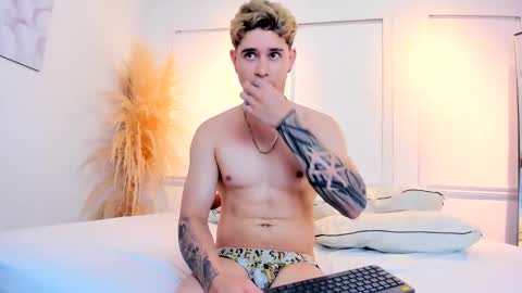Alex  online show from May 2026 03:42:02 PM