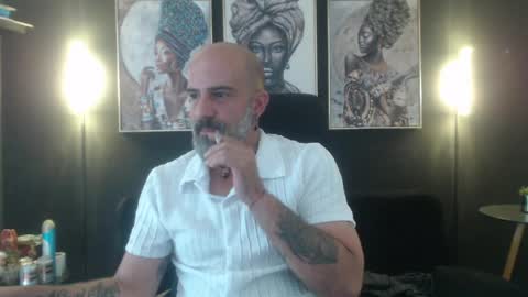 Alex Saints online show from April 2026 06:12:01 PM