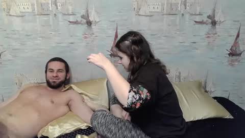 Snapshot of alex_sarah_sex chatting on December 2024 05:58:02 PM Alex and Sarah online show from December 2024 05:58:02 PM