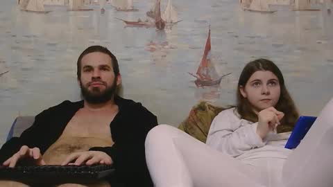 Alex and Sarah online show from March 2026 10:04:02 PM