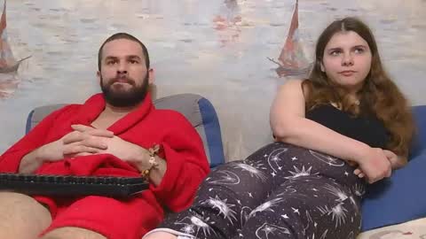Alex and Sarah online show from April 2026 06:43:02 PM