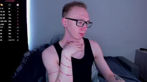 alex_silent online show from April 2026 06:44:01 AM