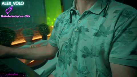 Alex online show from January 2025 10:28:02 PM