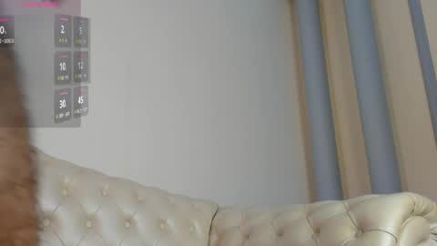 alex_wolf05 online show from April 2026 06:49:02 PM
