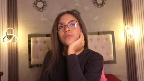 alexa andherson online show from October 2025 08:08:02 PM