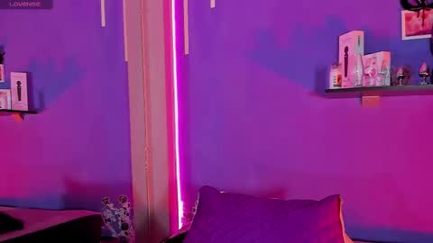 Snapshot of alexa_espinoza chatting on February 2025 05:42:01 PM Alexa online show from February 2025 05:42:01 PM