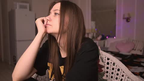 Snapshot of alexa_feels chatting on January 2025 08:10:01 PM Little Duck homie online show from January 2025 08:10:01 PM