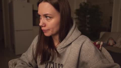 Snapshot of alexa_feels chatting on October 2025 03:32:02 PM Little Duck homie online show from October 2025 03:32:02 PM