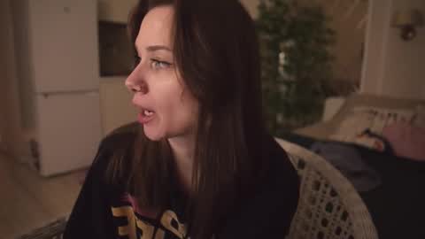 Snapshot of alexa_feels chatting on October 2025 03:46:02 PM Little Duck homie online show from October 2025 03:46:02 PM