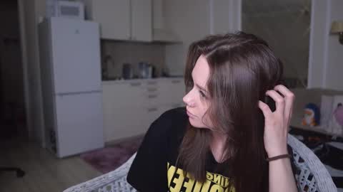 Snapshot of alexa_feels chatting on February 2026 04:43:02 PM Little Duck homie online show from February 2026 04:43:02 PM