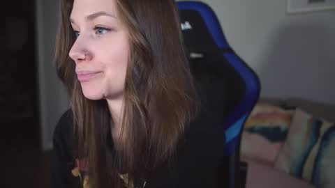 Snapshot of alexa_feels chatting on February 2026 04:41:01 PM Little Duck homie online show from February 2026 04:41:01 PM