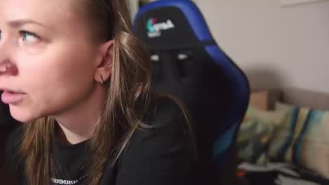 Snapshot of alexa_feels chatting on March 2026 04:59:01 PM Little Duck homie online show from March 2026 04:59:01 PM