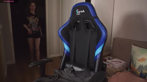 Snapshot of alexa_feels chatting on March 2026 04:46:01 PM Little Duck homie online show from March 2026 04:46:01 PM