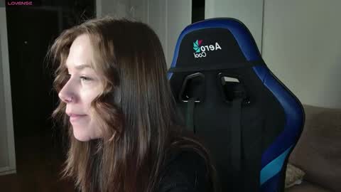 Snapshot of alexa_feels chatting on March 2026 04:39:02 PM Little Duck homie online show from March 2026 04:39:02 PM