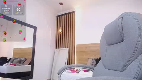 Snapshot of alexa_forbes_ chatting on July 2026 03:04:01 AM Alexa Forbes online show from July 2026 03:04:01 AM