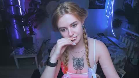 alexa_pirs online show from October 2025 10:08:02 PM