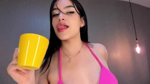 Snapshot of alexa_thaylor_ chatting on December 2024 02:44:01 PM Alexa Thaylor online show from December 2024 02:44:01 PM