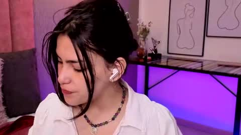 Alexa Thaylor online show from June 2026 04:38:02 PM