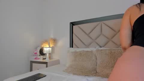 Snapshot of alexa_tobar chatting on October 2025 03:33:02 PM alexa_tobar online show from October 2025 03:33:02 PM